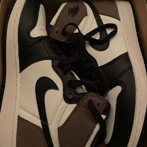 Nike Air Jordan 1 High Mocha OG